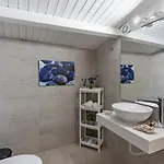 Castello Apartment