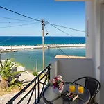 Castello Apartment *