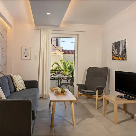 Castello Apartment *