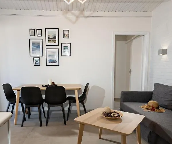 Castello * העיירה רתימנו