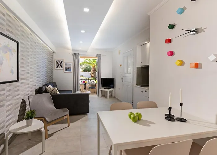 Castello * העיירה רתימנו