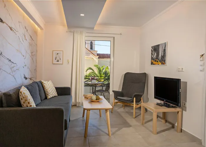 Castello Apartment *