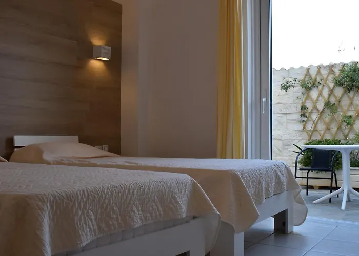 Castello Apartment *