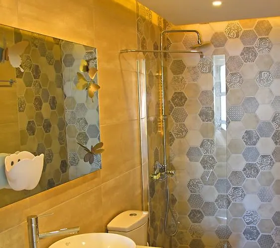 Castello Apartment *